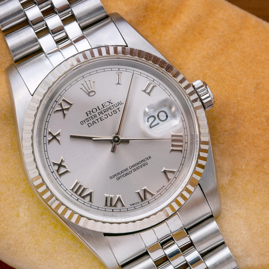 Rolex Datejust Silver Roman Dial White Gold Fluted Bezel Stainless Steel Jubilee Bracelet