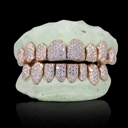 Pretty moissanite round brilliant cut vvs clarity sparkling diamond iced out 925 sterling silver customize tooth grillz (Copy)