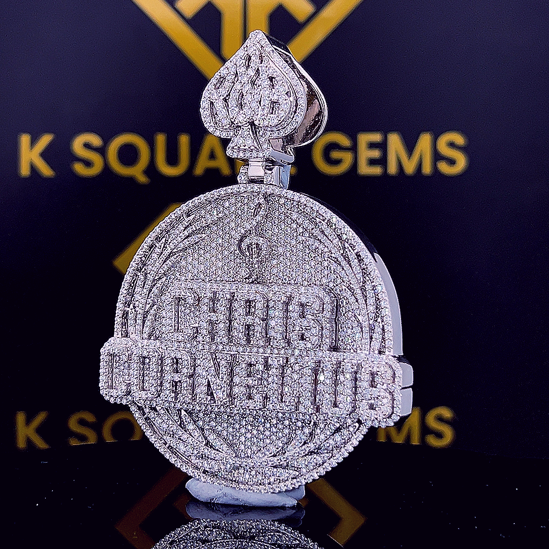 Crown Note Elite Pendant