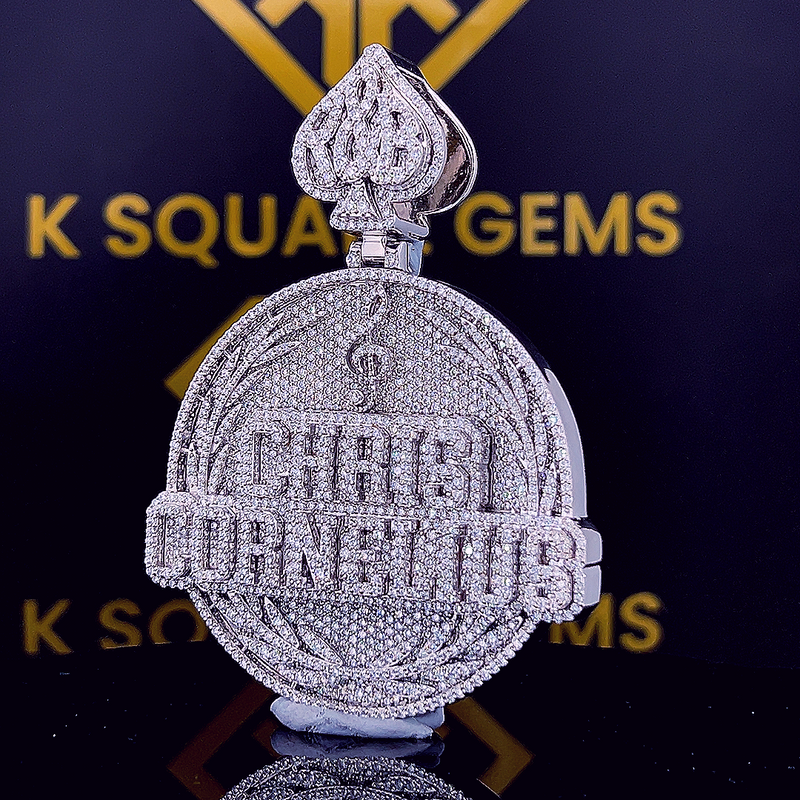 Crown Note Elite Pendant