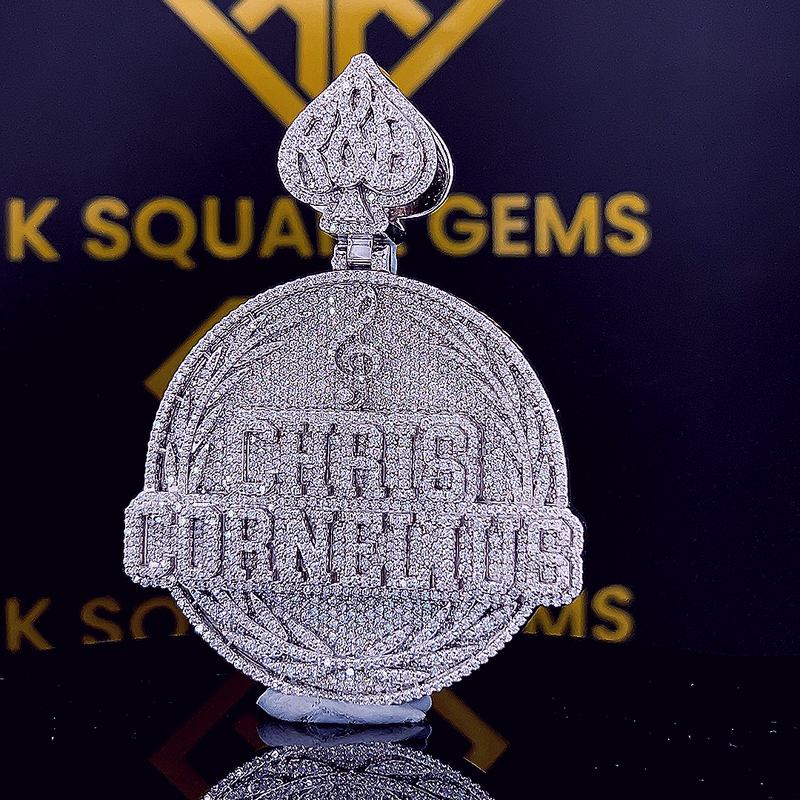 Crown Note Elite Pendant