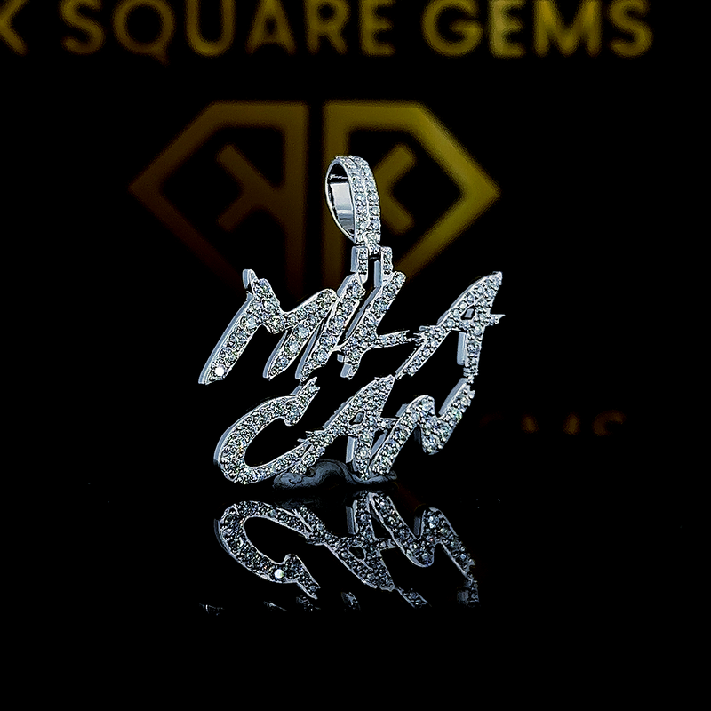 Mila Luxe Signature Pendant