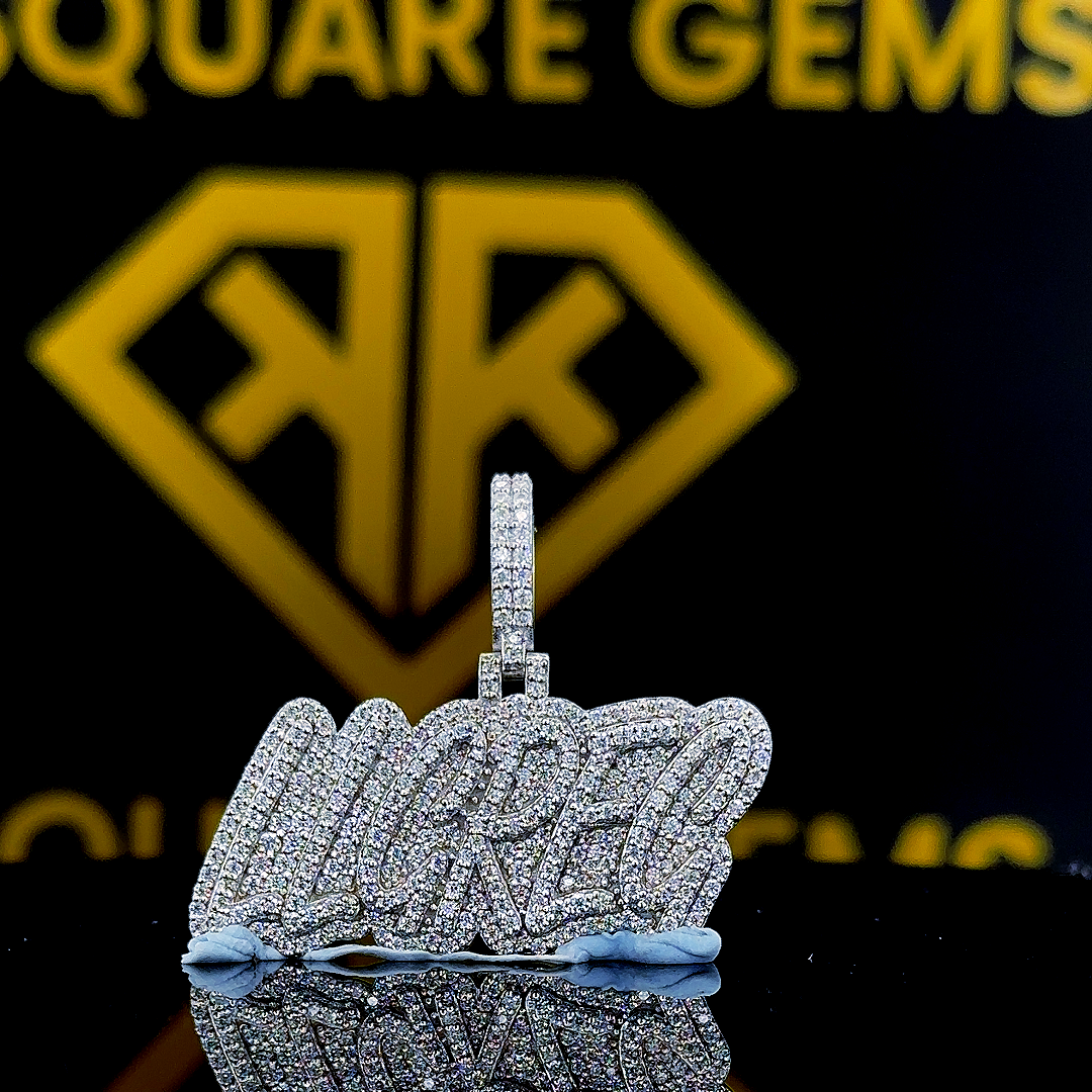 LLGREG Moissanite Pendent