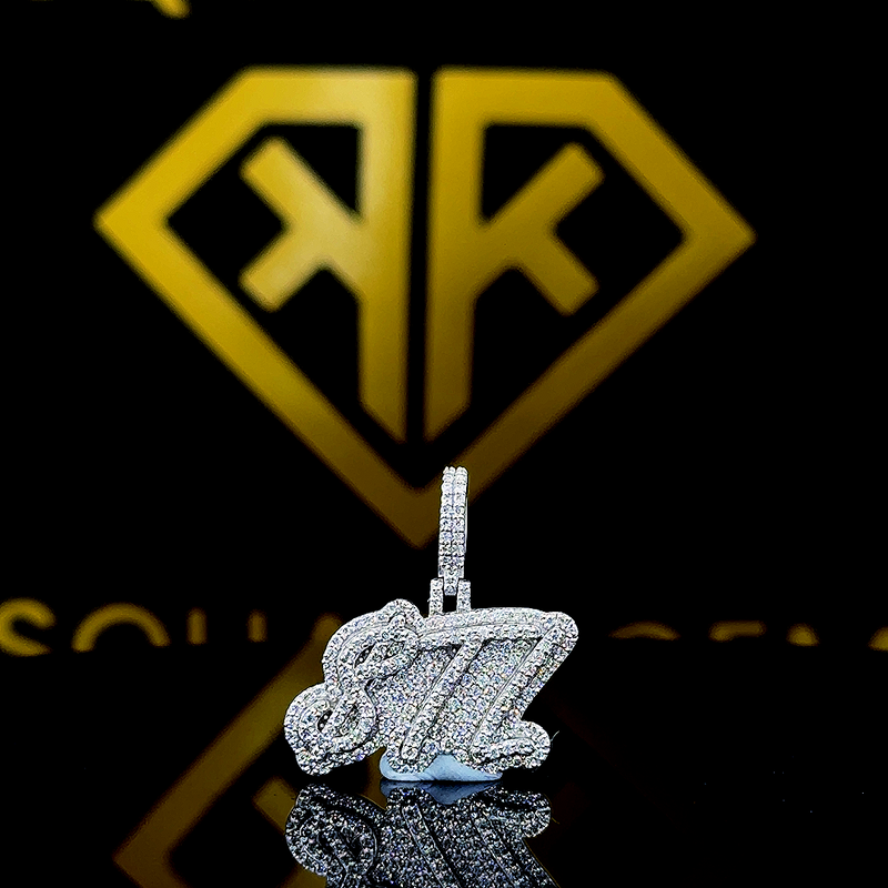 Glitz Moissanite Pendent