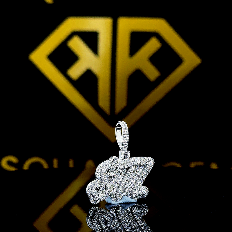 Glitz Moissanite Pendent