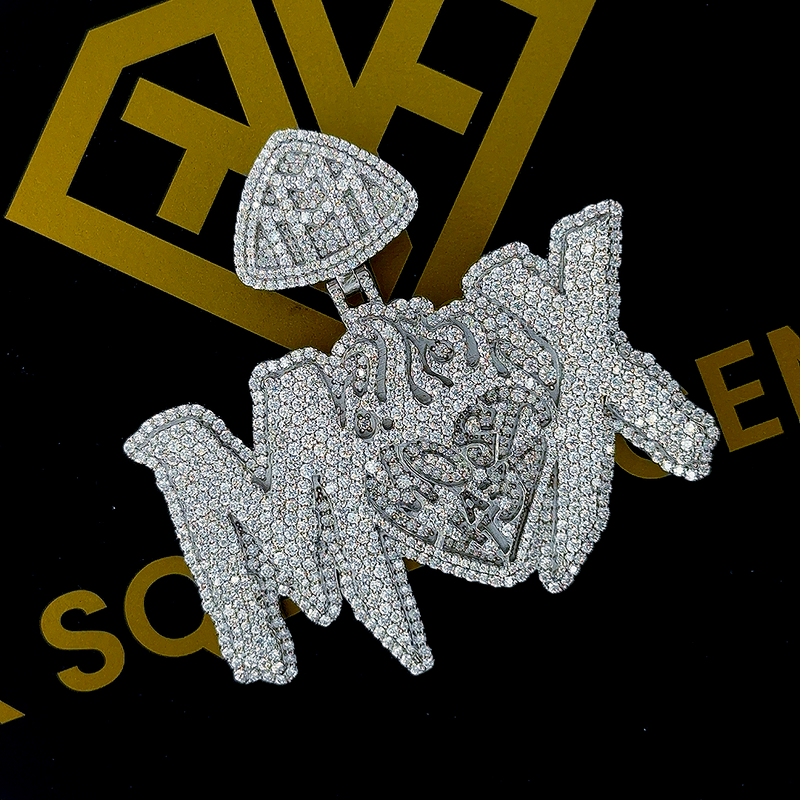 MaxFlare Moissanite Pendent