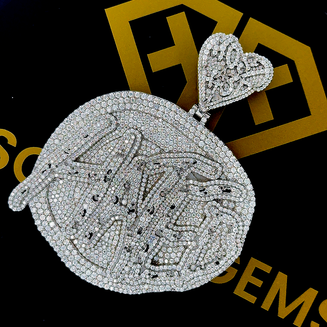 Heartify Moissanite Pendent