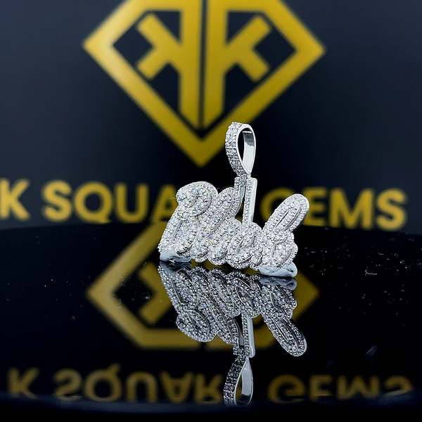 Noir Moissanite Pendent