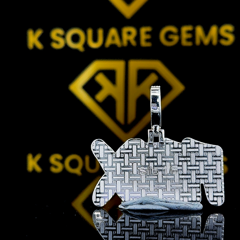 Feuluxe Moissanite Pendent