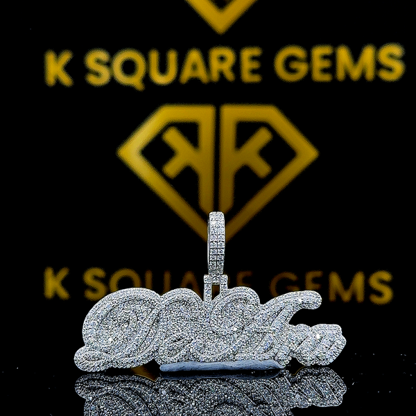 Deaireon Moissanite Pendent