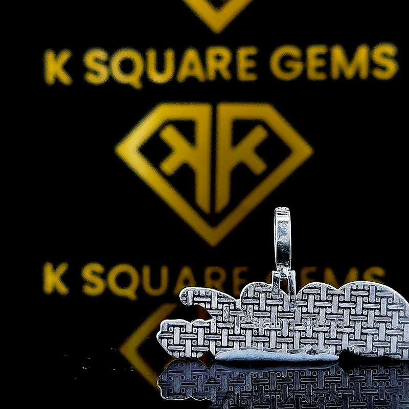 Deaireon Moissanite Pendent