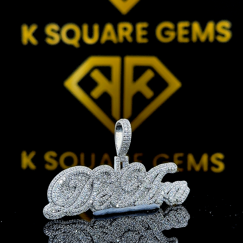 Deaireon Moissanite Pendent