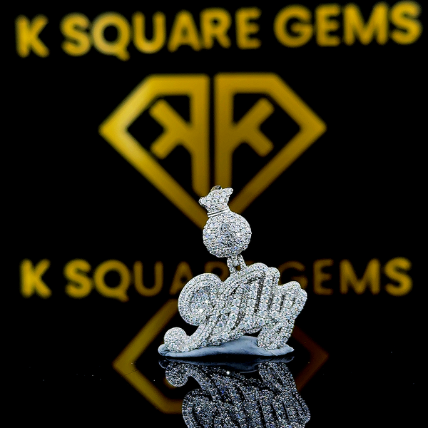 Bezz Moissanite Pendent