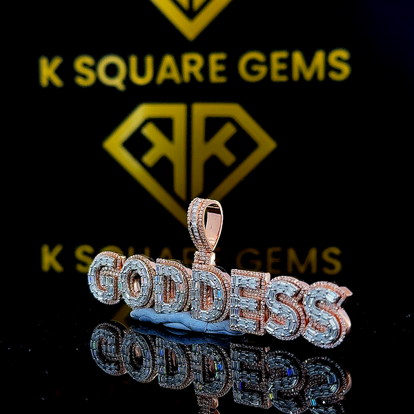 Divina Moissanite Pendent