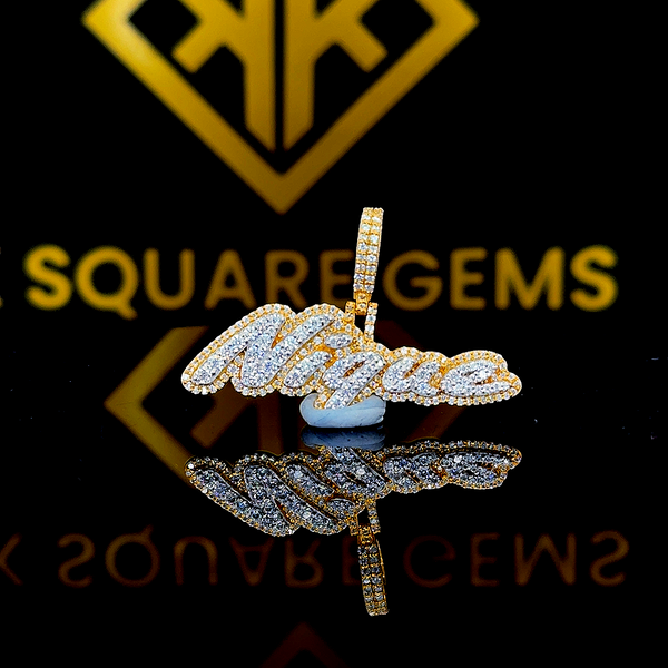 Nique Moissanite Pendent