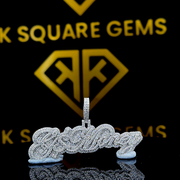 GoMoney Moissanite Pendent