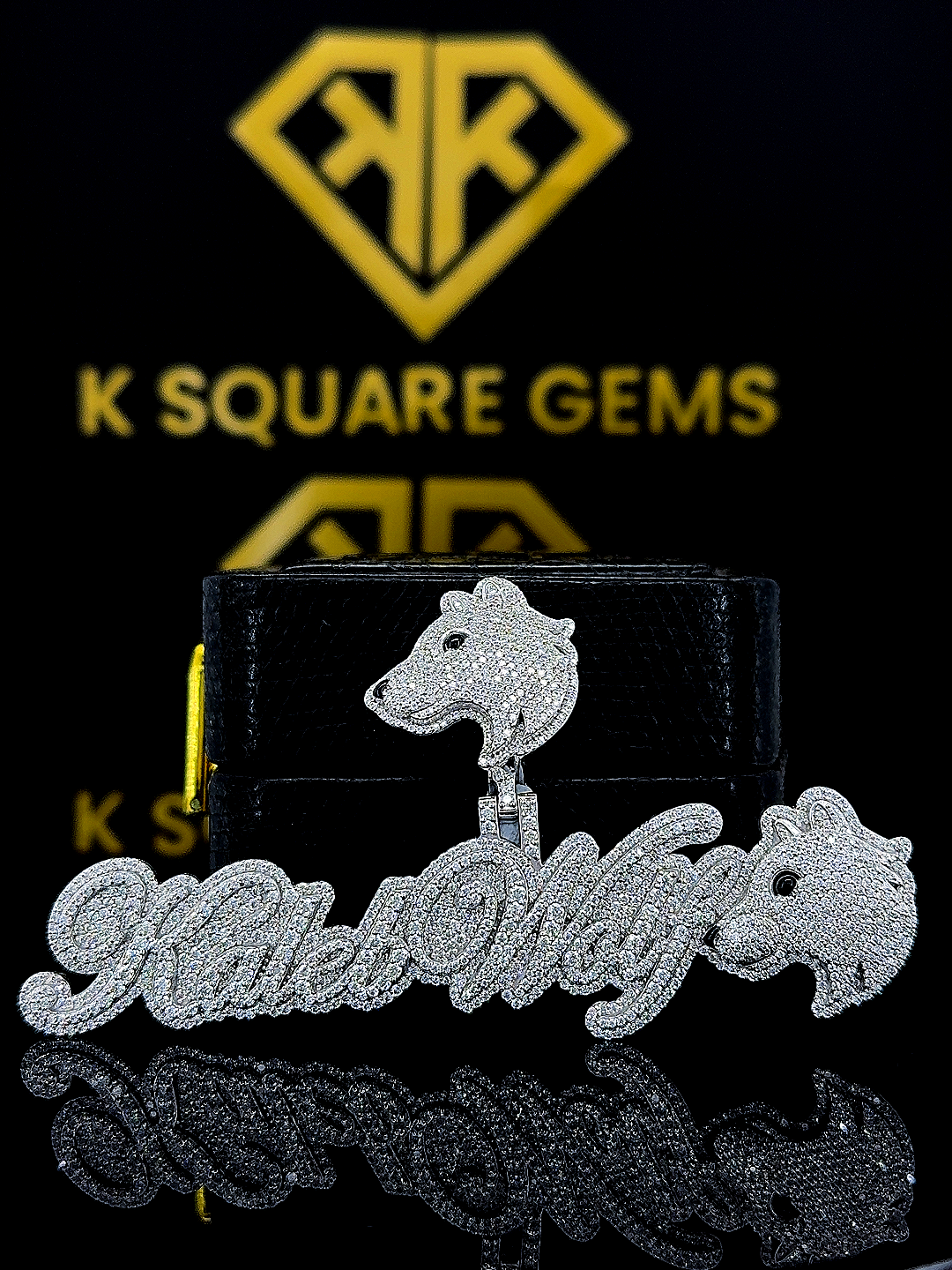 Wolflare Moissanite Pendent