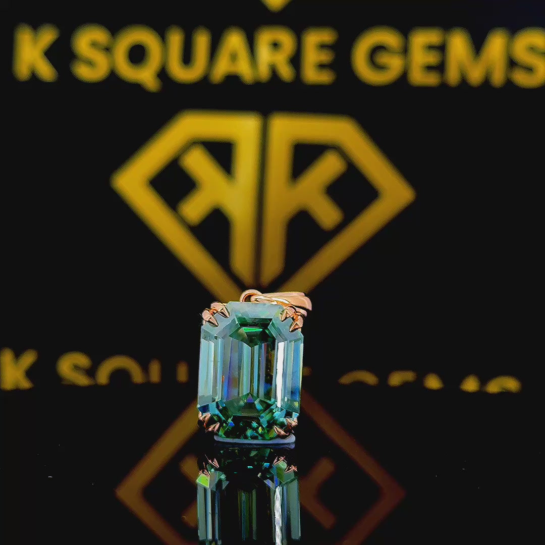 EmeraFlex Moissanite Pendent