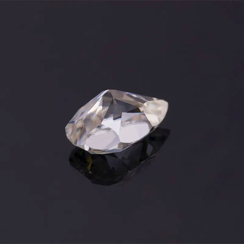 Icecrushed  Pear Cut loose Moissanite