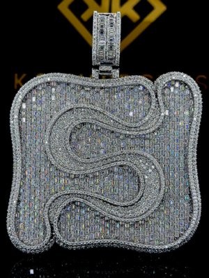 Swurve Moissanite Pendent