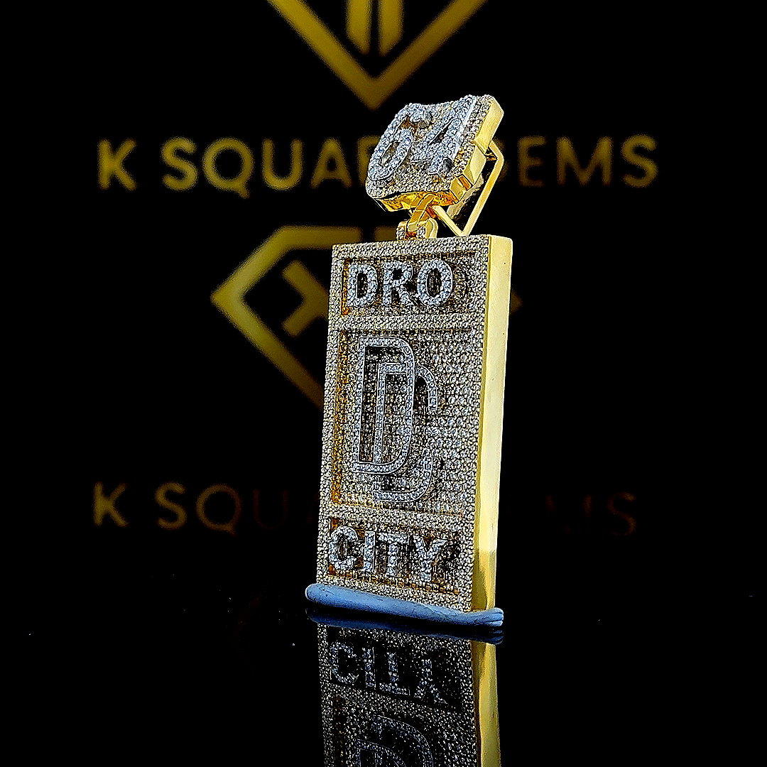 Droverse Moissanite Pendent