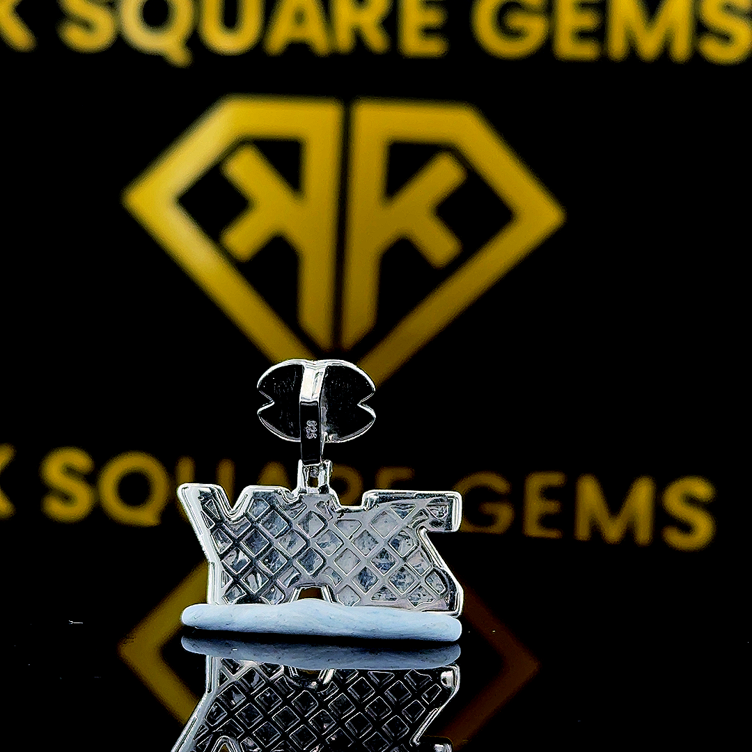 Danity Moissanite Pendent