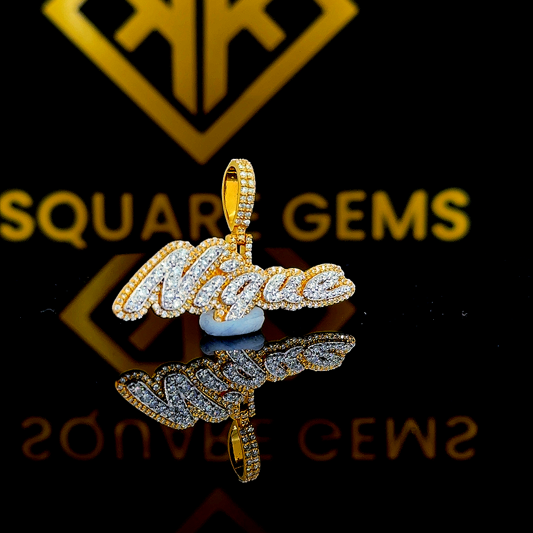 Nique Moissanite Pendent