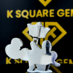 Savion Royal Glow Pendant