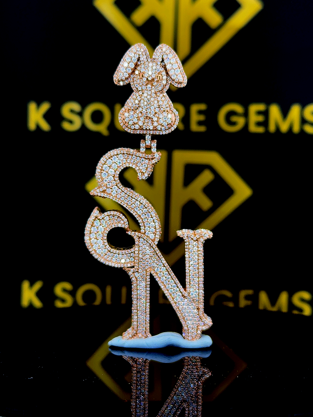 Snobbit Luxe Fire Pendant