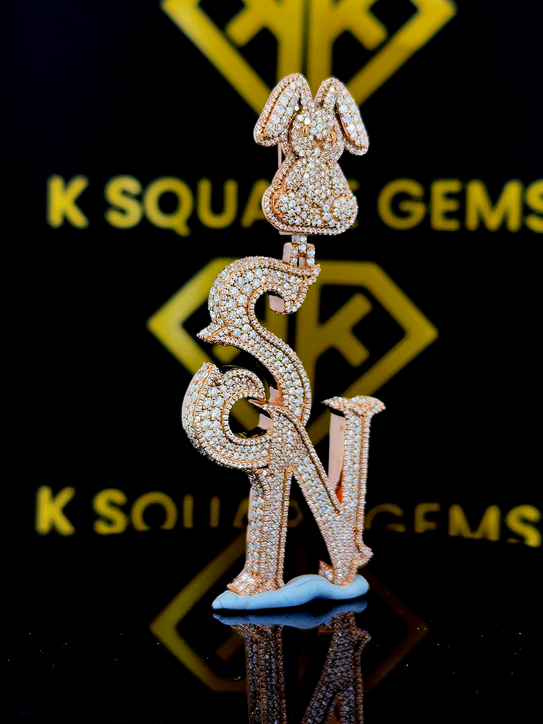 Snobbit Luxe Fire Pendant