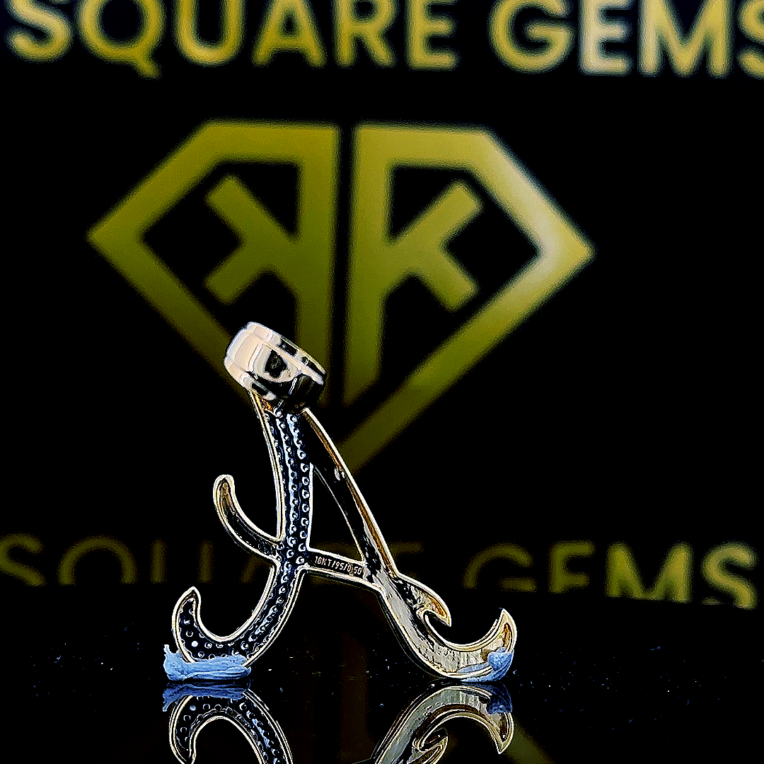 Serene Curve Moissanite Pendant