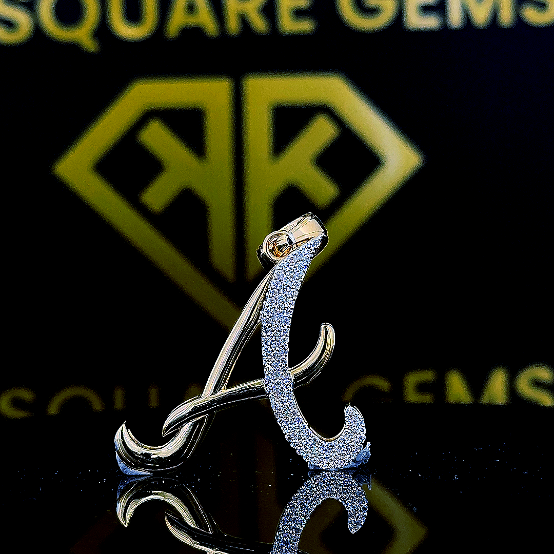 Serene Curve Moissanite Pendant