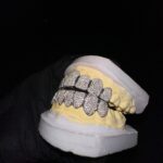 Custom Hip Hop Jewelry Teeth Down 10 925 Sterling Silver VVS Clarity Round Cut Diamond Fully Iced Out Moissanite Grillz