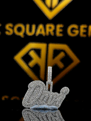 FrostFlick Moissanite Pendent