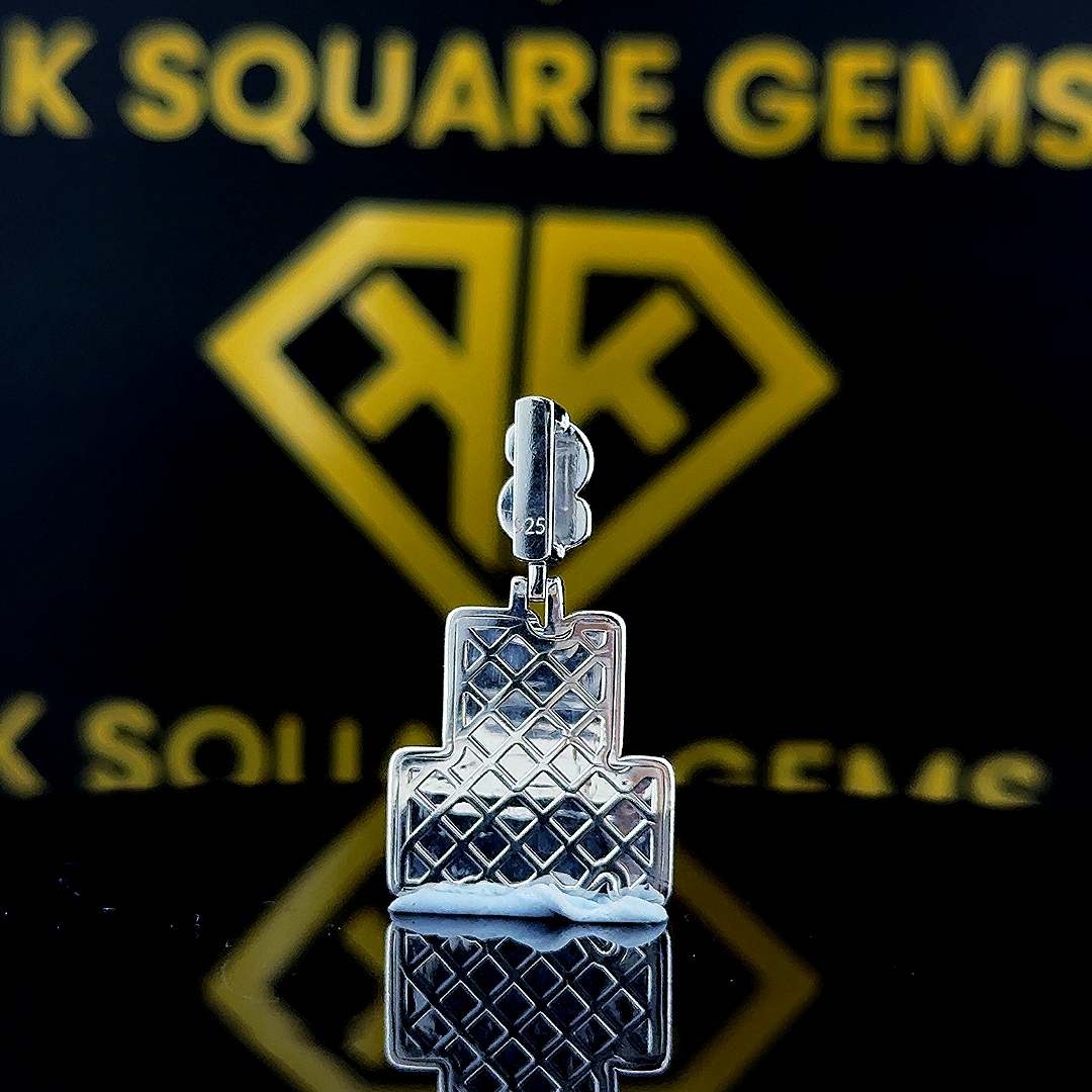 Neil Moissanite Pendent