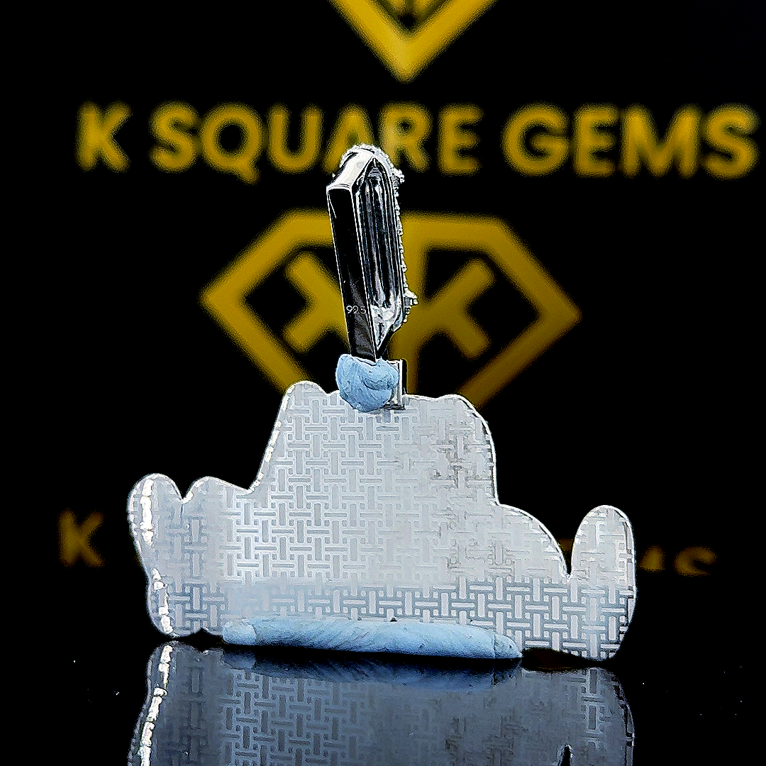 Lowkey Moissanite Pendent