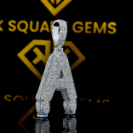 Azzar Moissanite Pendent