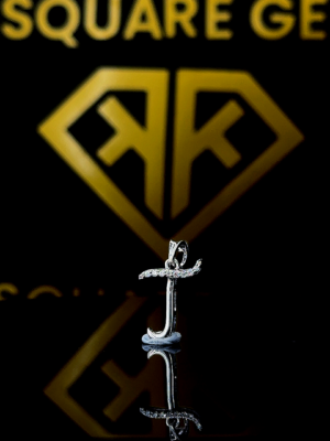 JGlide Moissanite Pendent